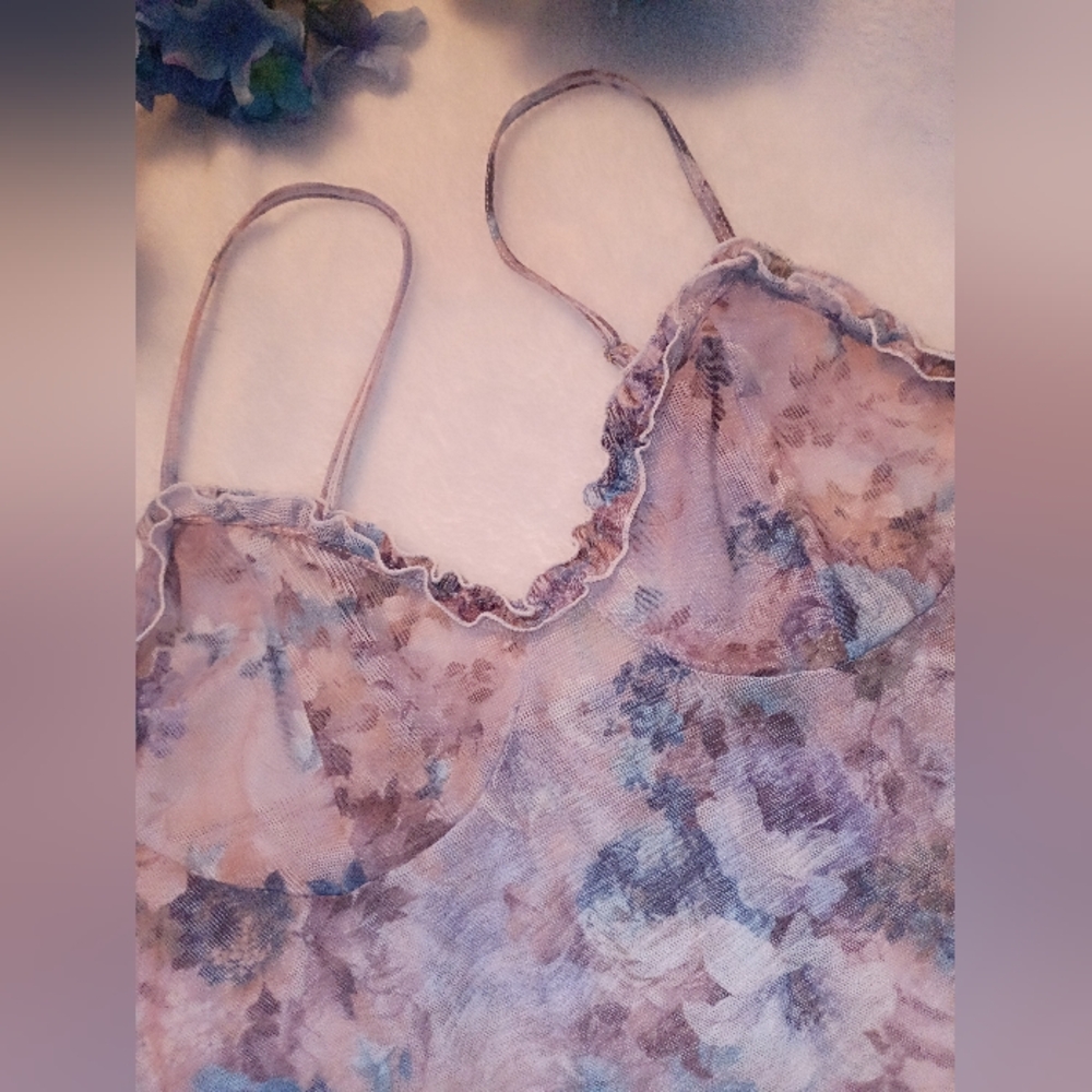 **NWOT** Floral (Sheer) Nighty 👗 🌺 - Picture 10 of 15